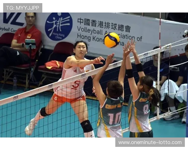 女排1号领衔拼搏精神再现 中国女排奋勇拼搏铸就辉煌未来 女排1号领衔拼搏精神再现 中国女排奋勇拼搏铸就辉煌未来